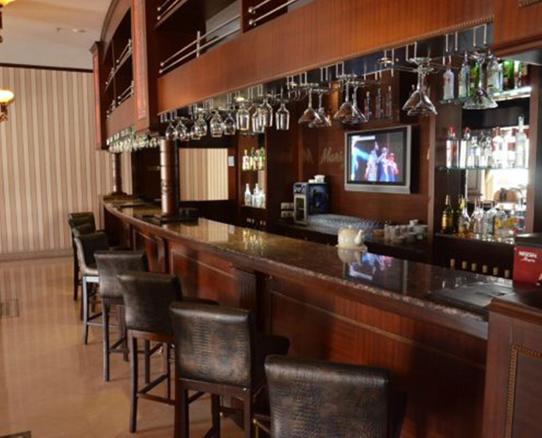 Latanya Palm & Spa Airport Анталия Екстериор снимка